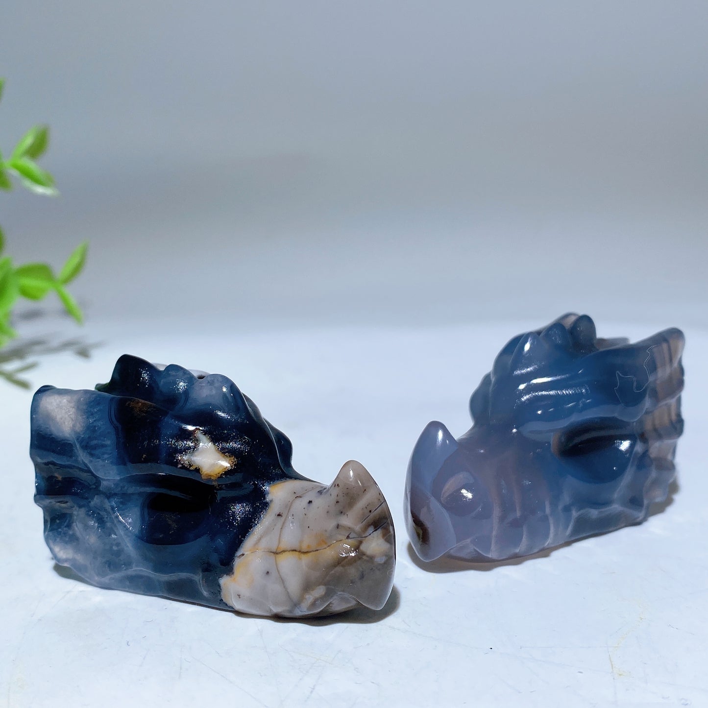 1.8"-2.1" UV Reactive Volvanic Agate Turtle Elephant Cat Wolf Animal Carving Bulk Wholesale