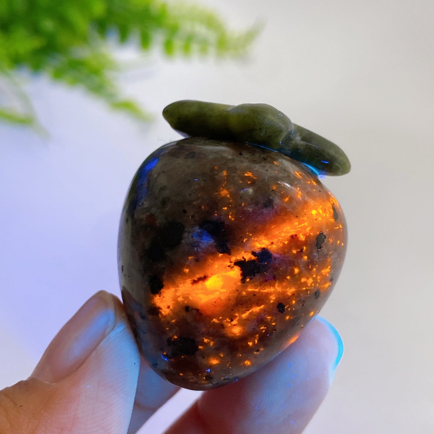 1.6" Crystal Fruit Cherry Tomato Carving Crystal Healing Bulk Wholesale