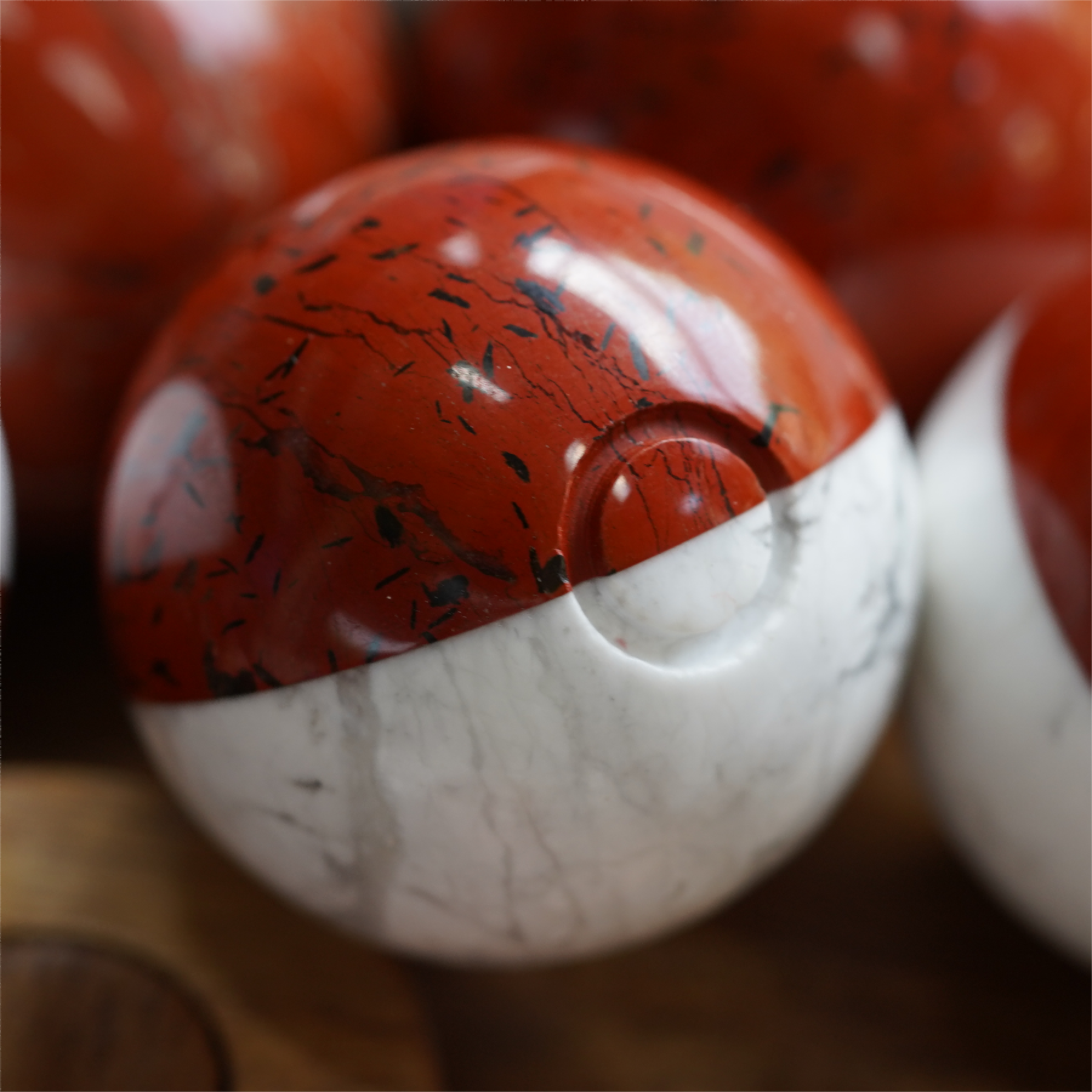20-40mm Pokemon Ball Sphere Bulk Wholesale – Meeting Crystal