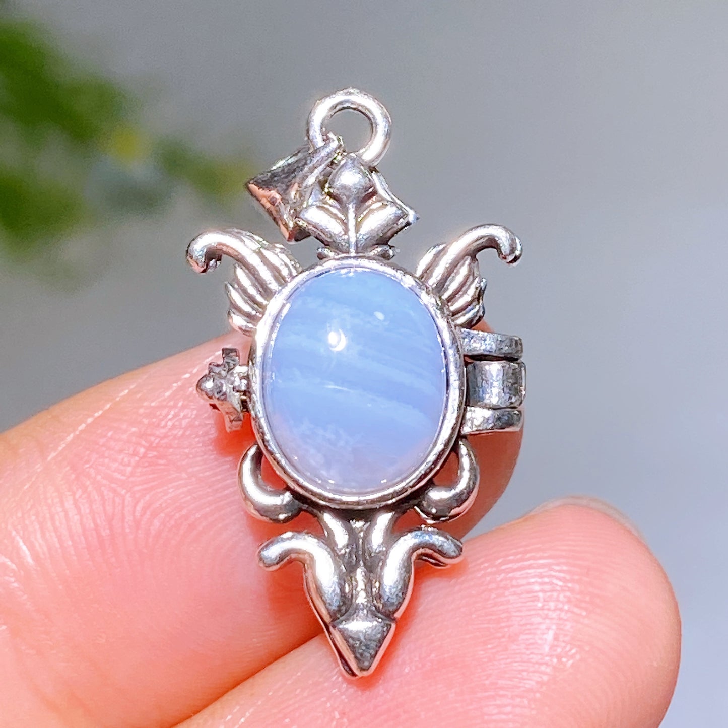 25mm Multi-Material Natural Crystal Pendant Crystal Healing Bulk Wholesale