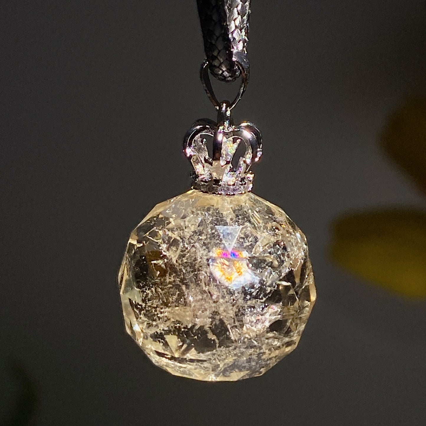 20mm Faceted Crystal Pendant Bulk Wholesale
