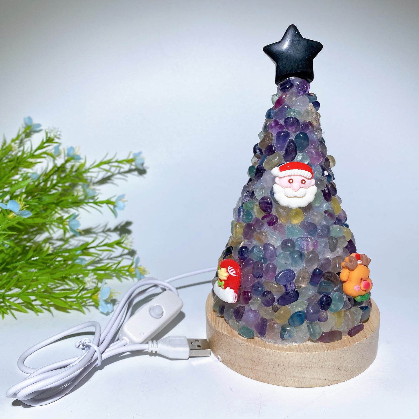 17.5cm Crystal Chips Christmas Tree Shape Lamp with Wooden Base