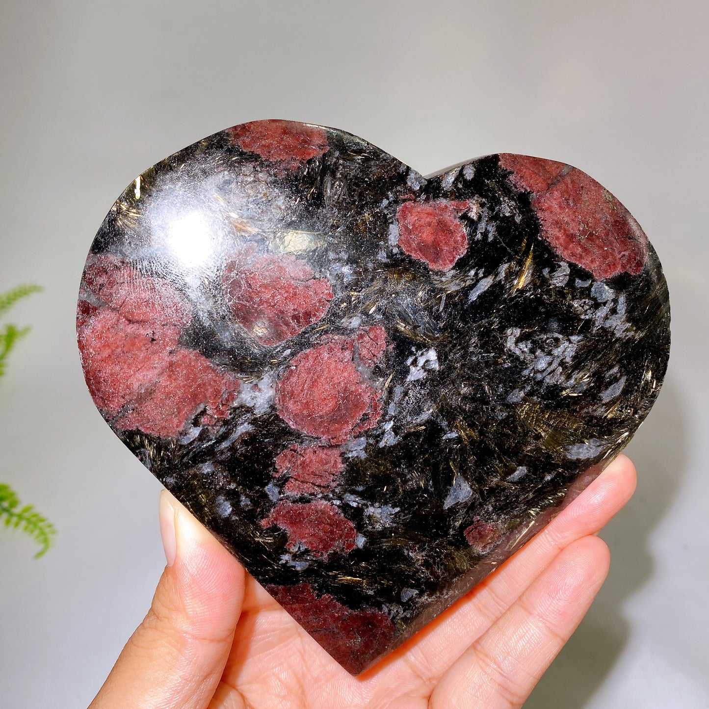 Atrophylite Garnet Moss Agate Heart Carving with Stand Wholesale
