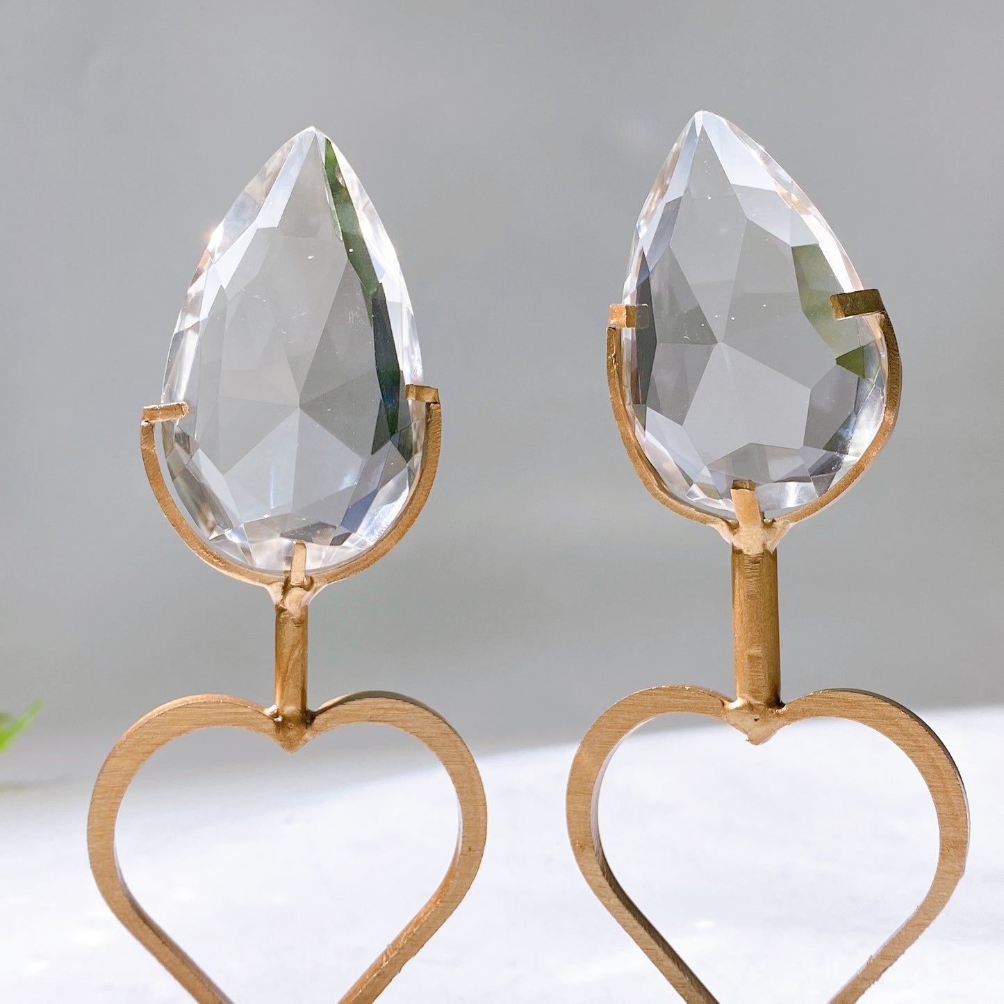 Faceted Clear Quartz Water-drop Diamond Curved Rhombus with Stand Wholesale