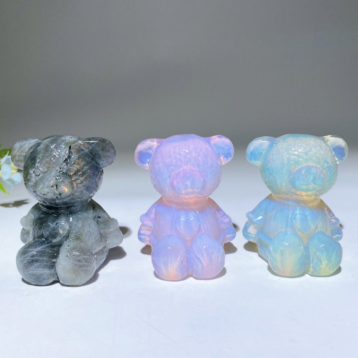 2.3" Mixed Crystal Bear Carvings Bulk Wholesale