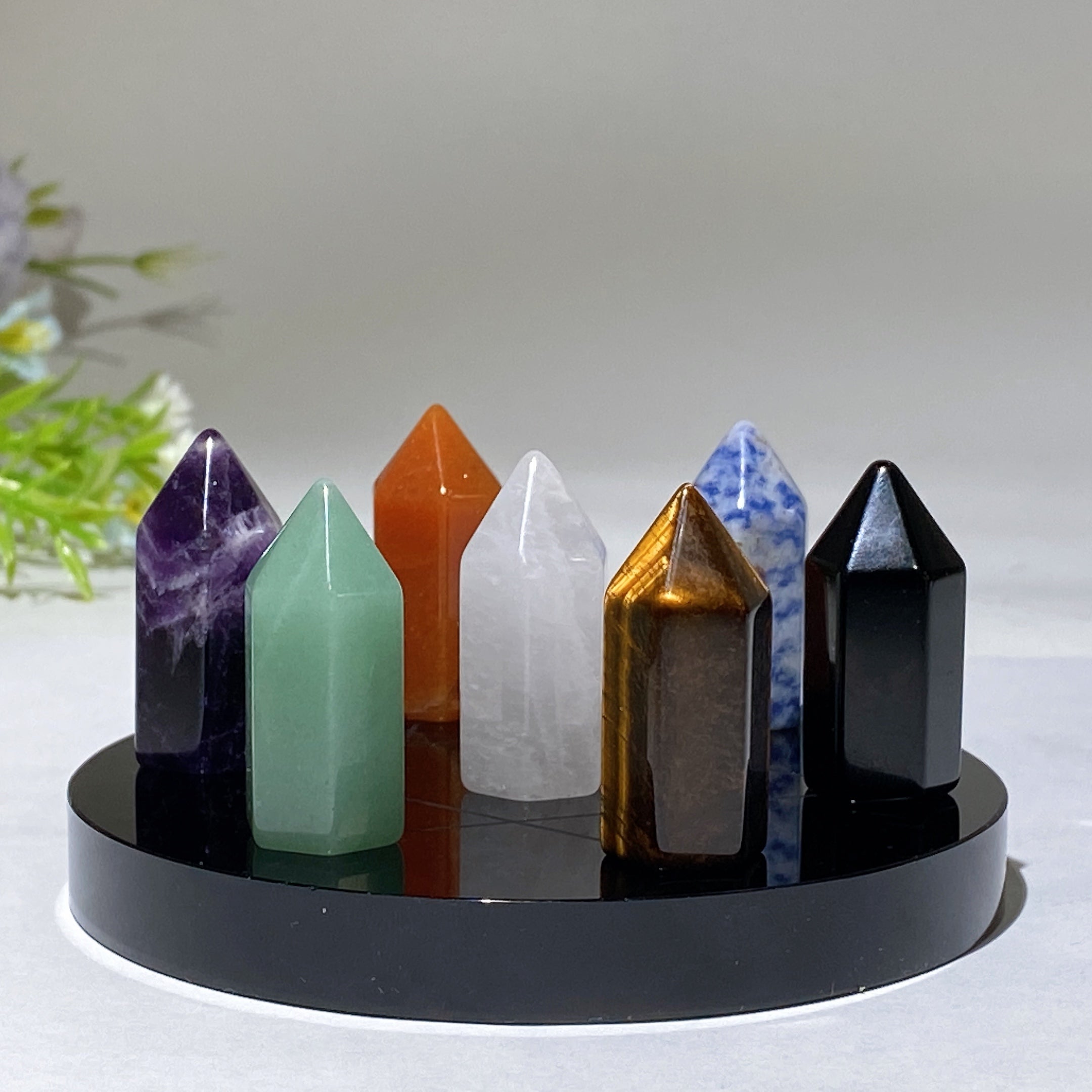 Crystal Points with Obsidian Round Plate Carving Crystal Healing Bulk ...