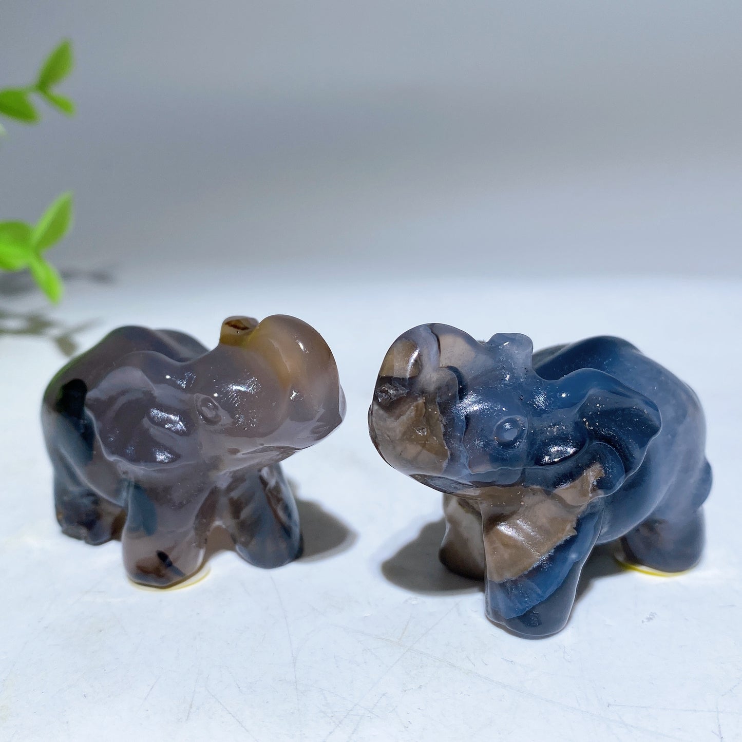 1.8"-2.1" UV Reactive Volvanic Agate Turtle Elephant Cat Wolf Animal Carving Bulk Wholesale