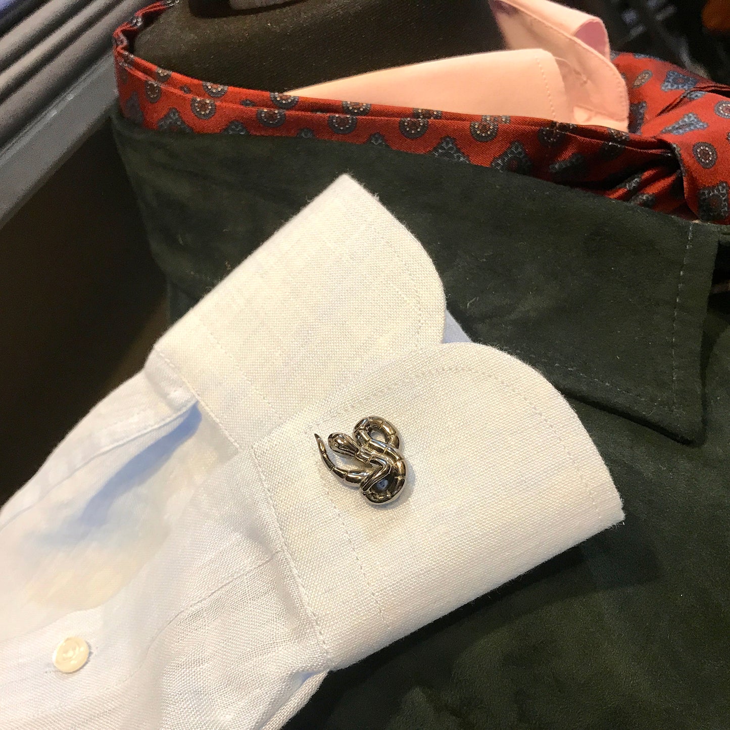 Crystal Flower Carving with Silver Color Metal Stem Crystal Healing Bulk Wholesale