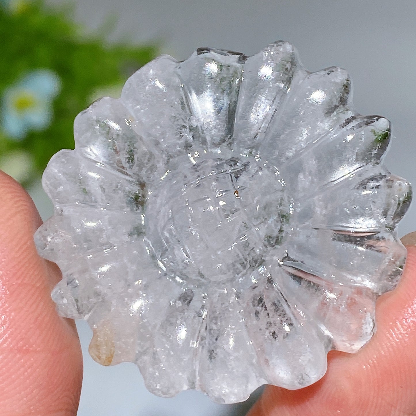 1.3" Crystal Sunflower Carving Bulk Wholesale
