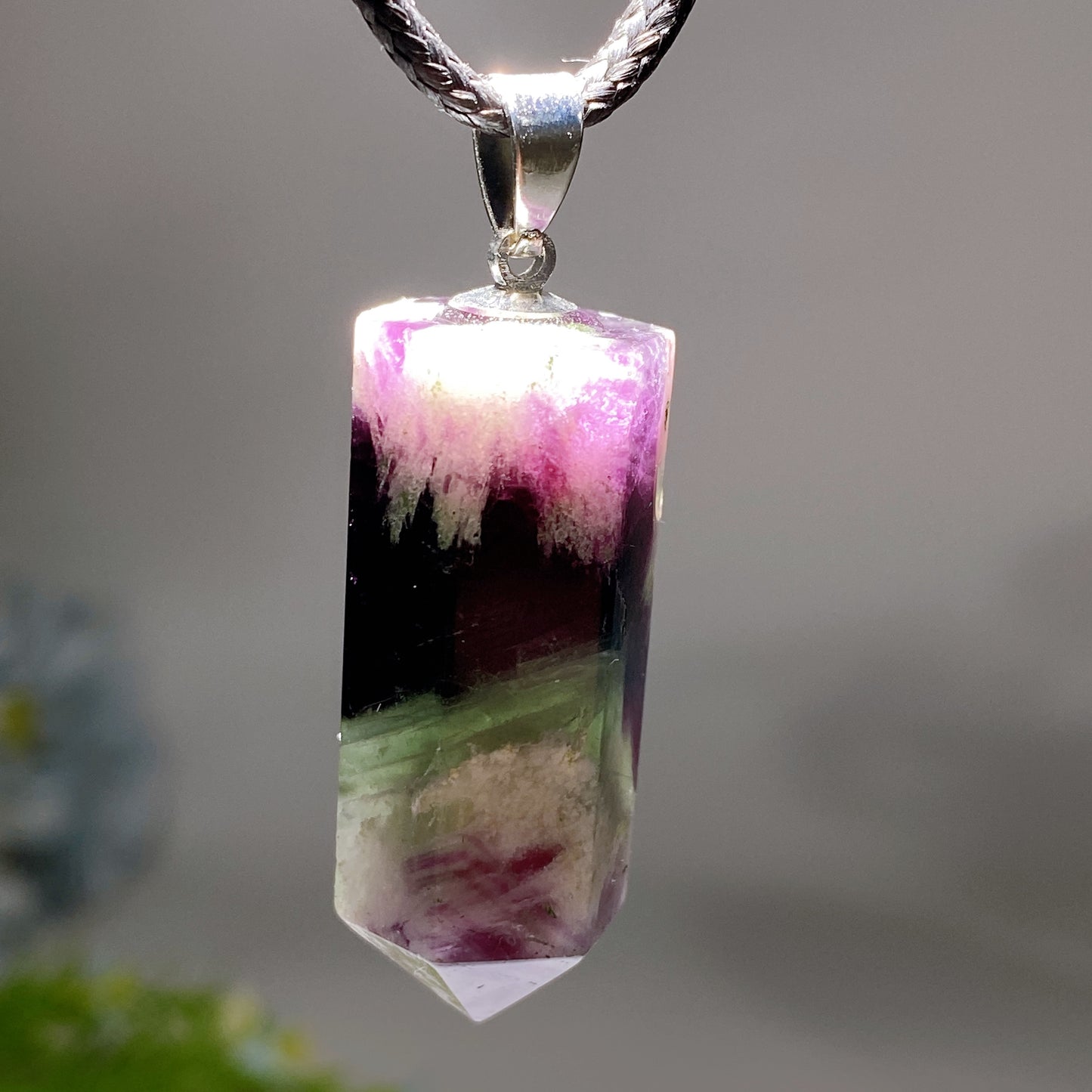 1.4" Feather Fluorite Point Crystal healing Pendant Bulk Wholesale