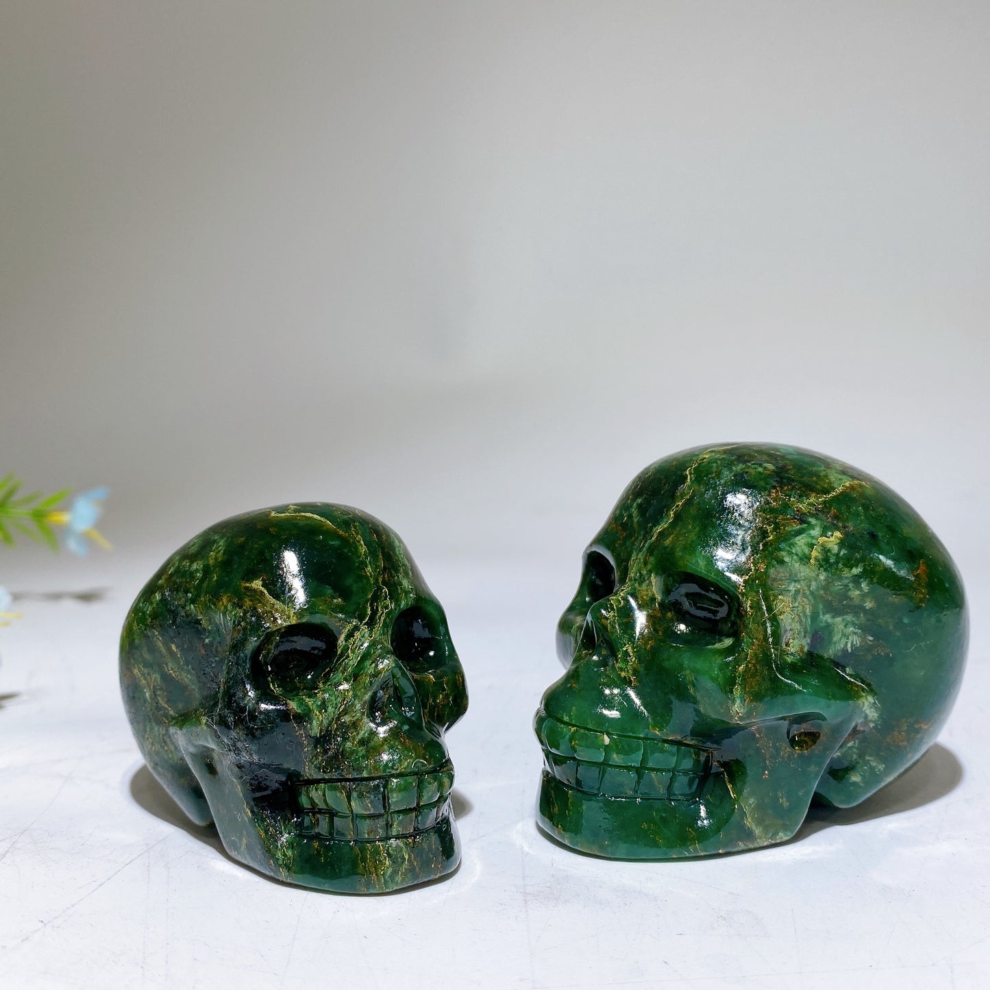 1.9"-3.7" Emerald Carving Crystal Healing Bulk Wholesale