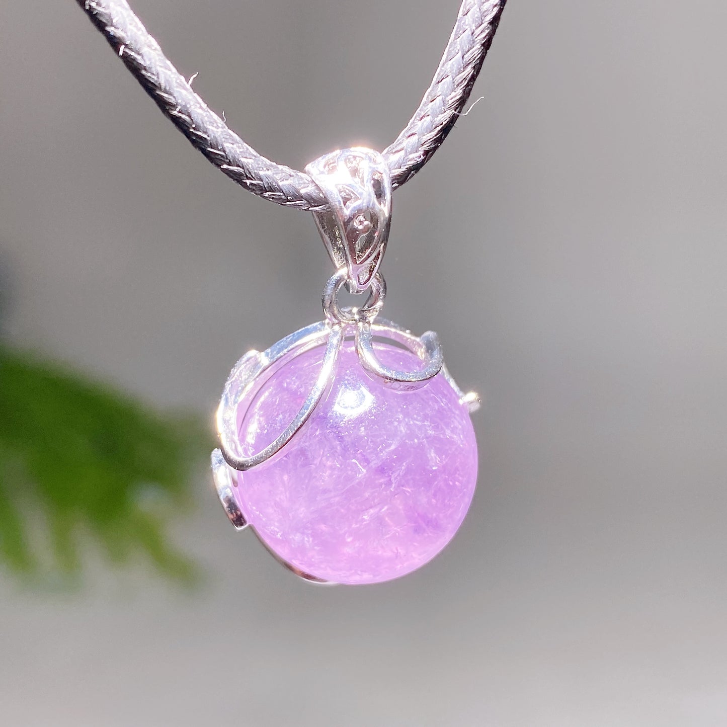 20mm Amethyst Pendant Crystal Healing Bulk Wholesale