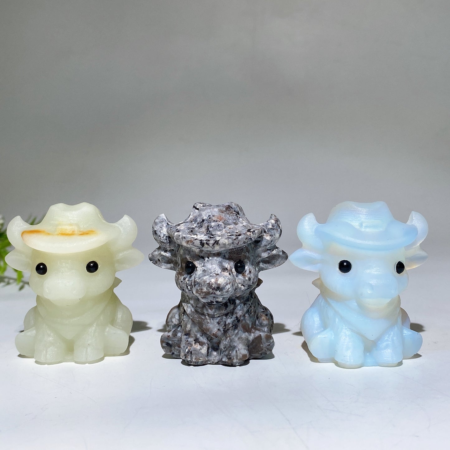 2.0" Highland Cow Carving Crystal Healing Bulk Wholesale
