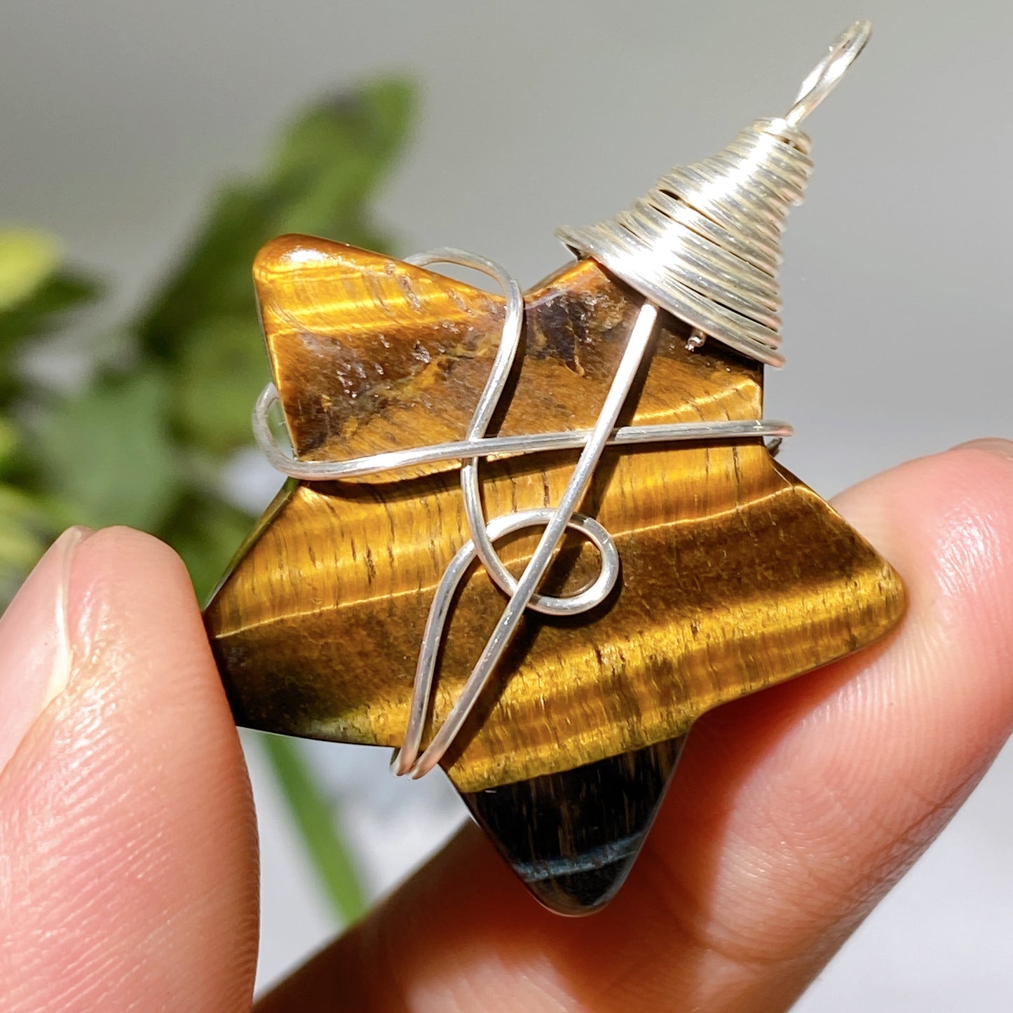 Silver-plated Copper Wrapping Crystal Star Pendant with Black Cord Necklace Crystal Healing Bulk Wholesale