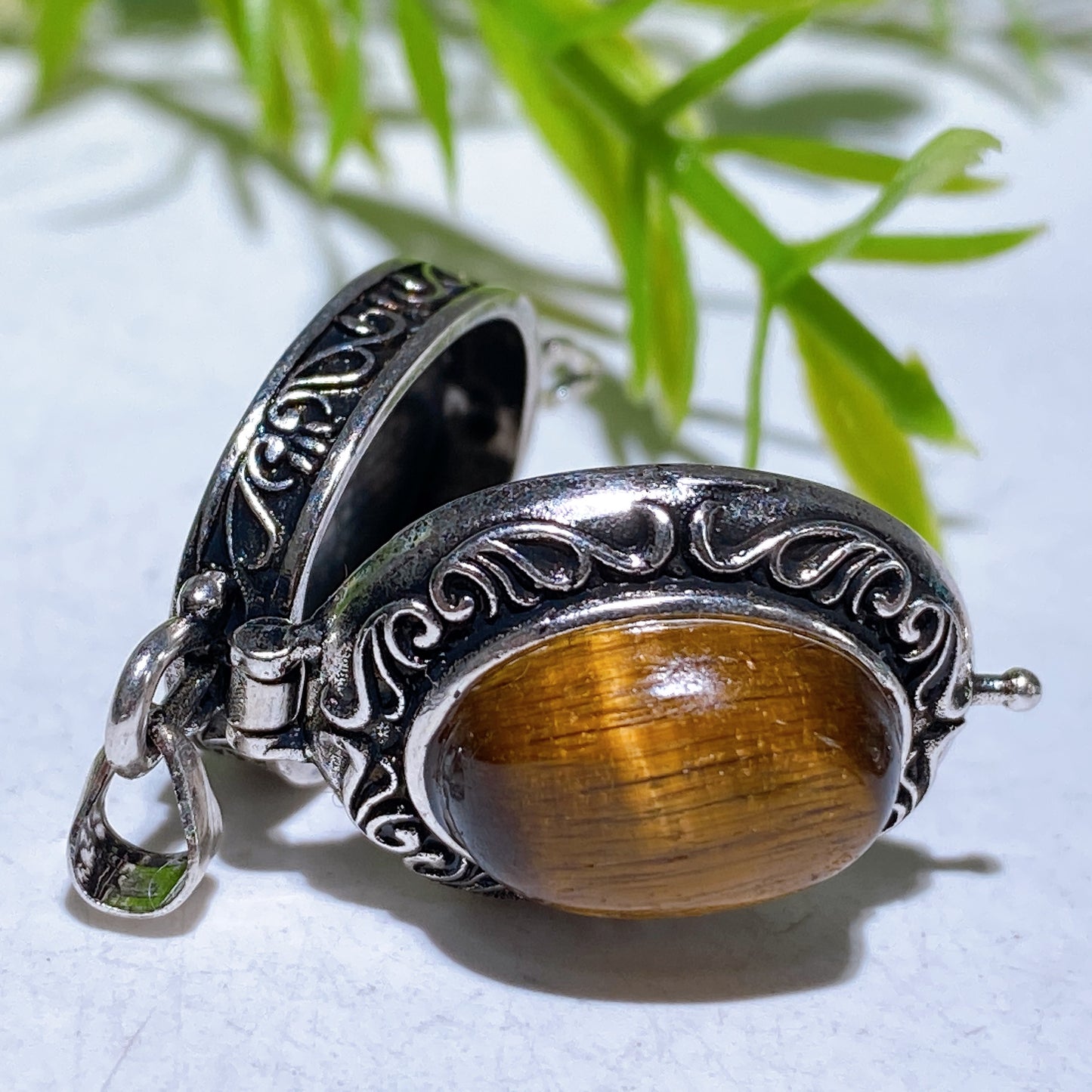 Crystal Poison Pendant Crystal Healing Bulk Wholesale