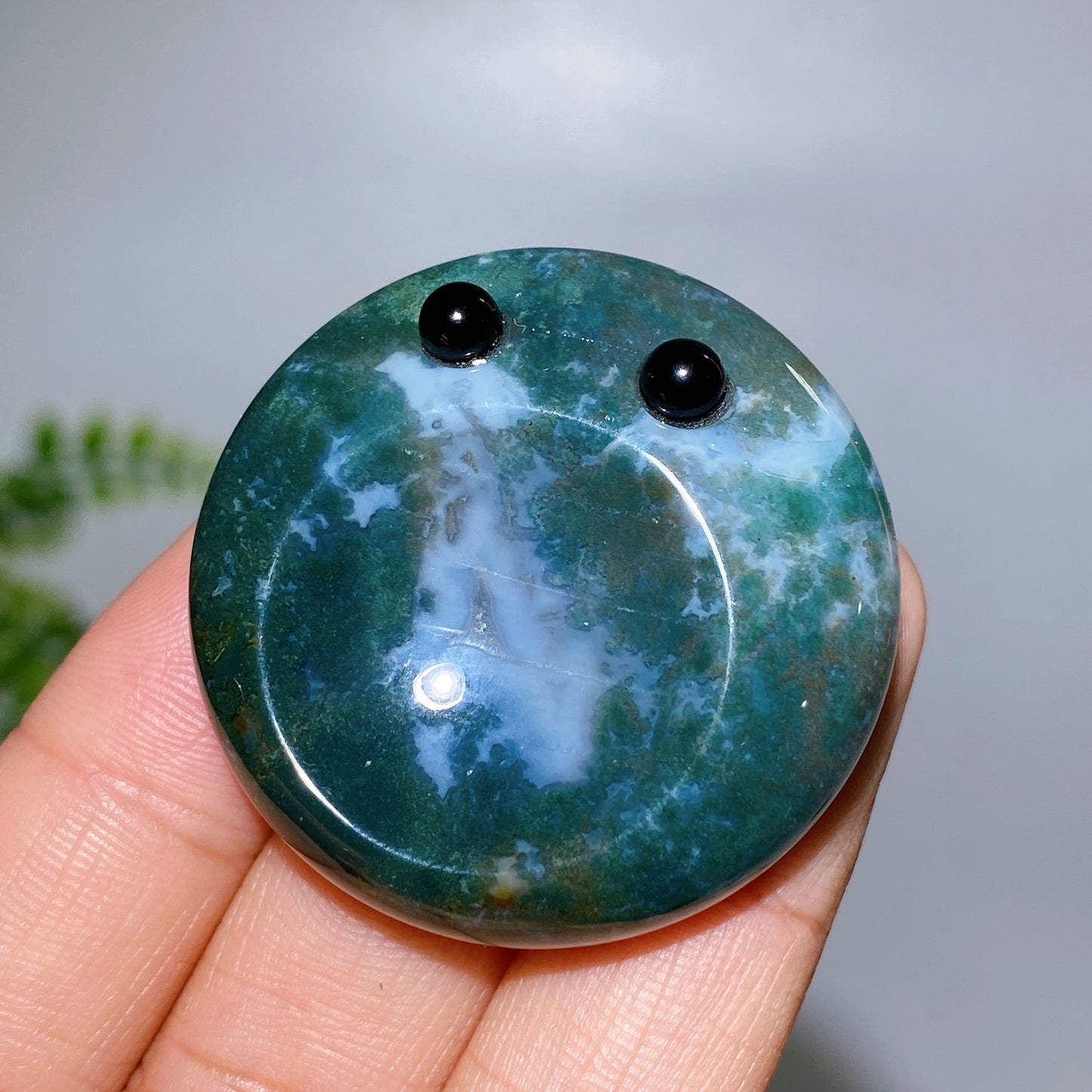 4cm Crystal Round Worry Stone with Eyes Crystal Healing Bulk Wholesale
